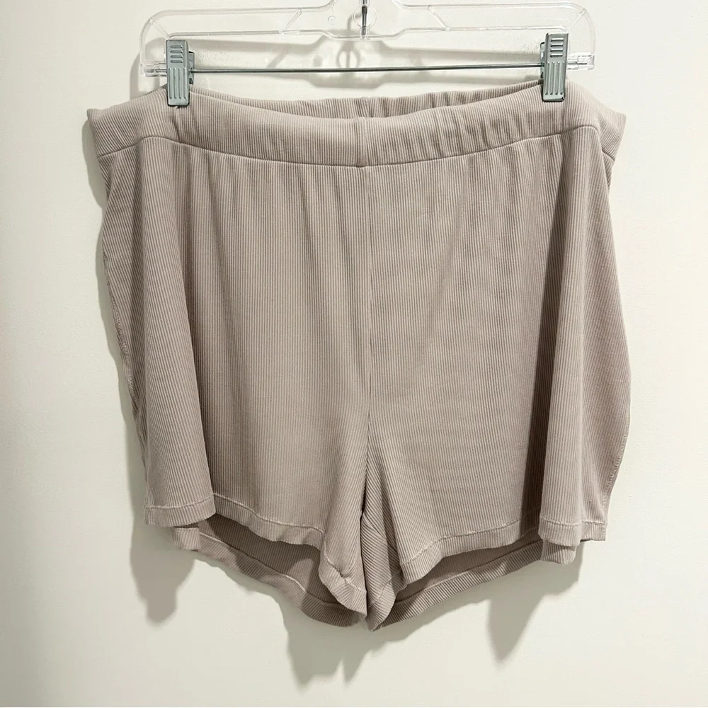 Skims Ribbed Lounge Shorts Cream Size Extra Large - Picture 2 of 6